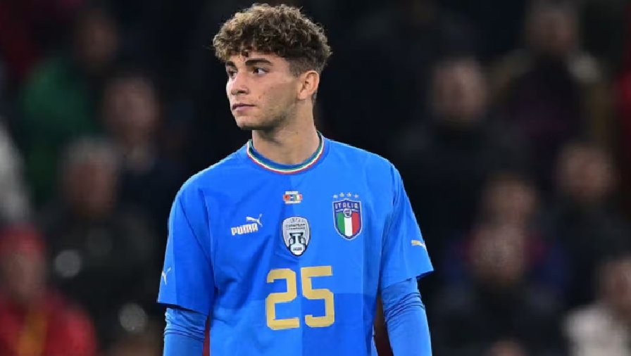 'Tiểu Messi' Pafundi trở thành cầu thủ trẻ nhất ra mắt ĐT Italia trong hơn 100 năm